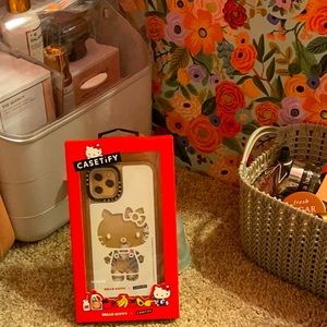 Casetify iPhone 11 PRO. Hello Kitty!